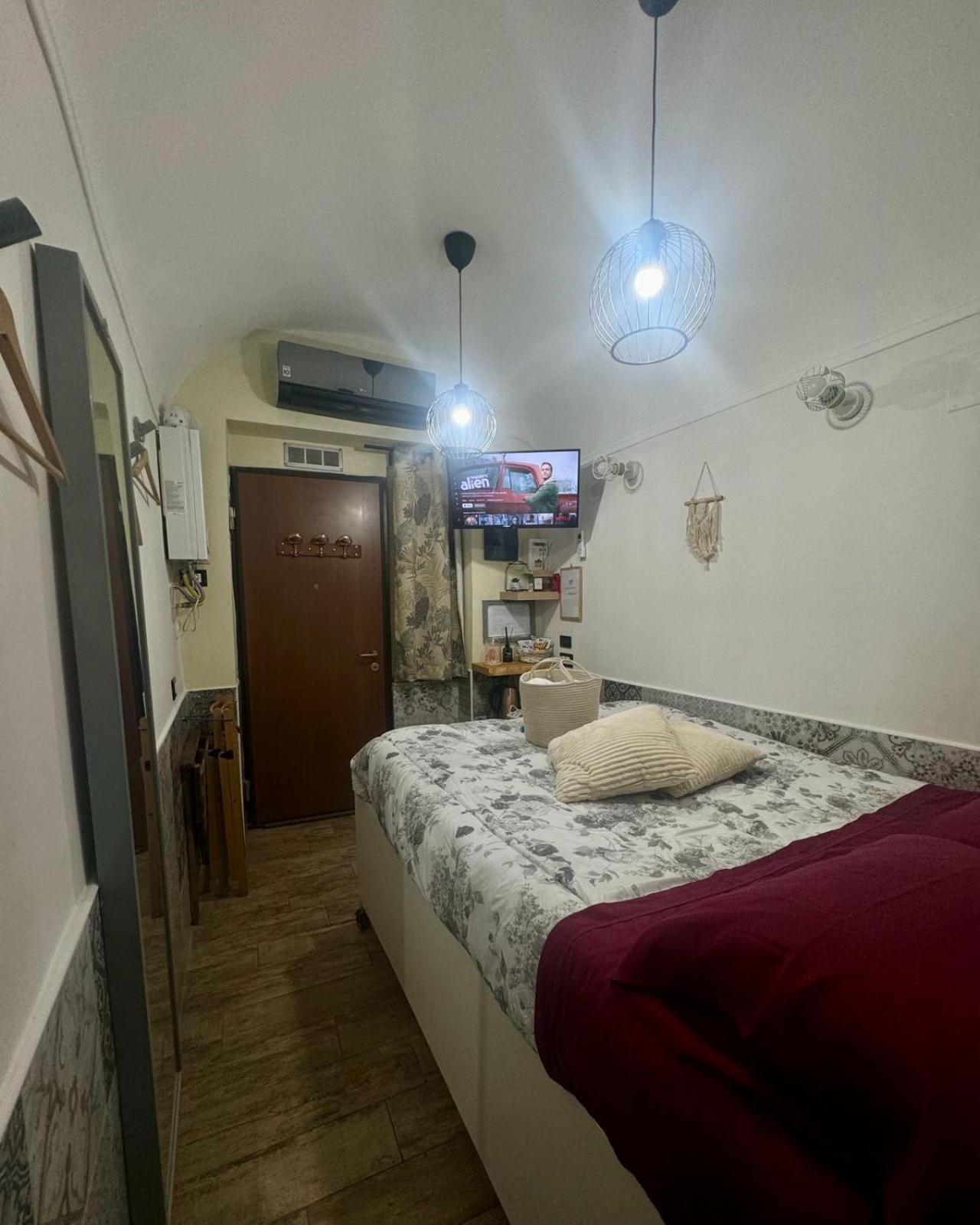 Casina Via Foria Bed & Breakfast Naples Exterior photo